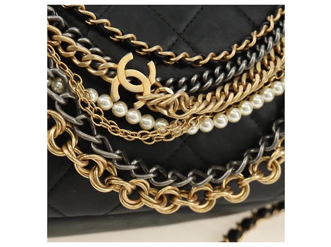 CHANEL Borsa All About Chain Matelasse in pelle di agnello nera e oro CC Auth 189115SM Nero D'oro - vista 20