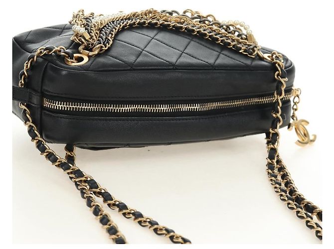 CHANEL Borsa All About Chain Matelasse in pelle di agnello nera e oro CC Auth 189115SM Nero D'oro - vista 8