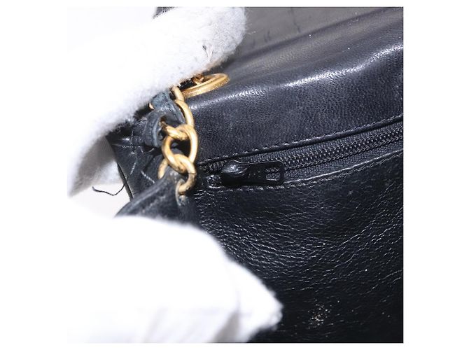 Borsa a tracolla CHANEL con catena in pelle di agnello nera e oro CC Auth 189894 Nero D'oro - vista 27