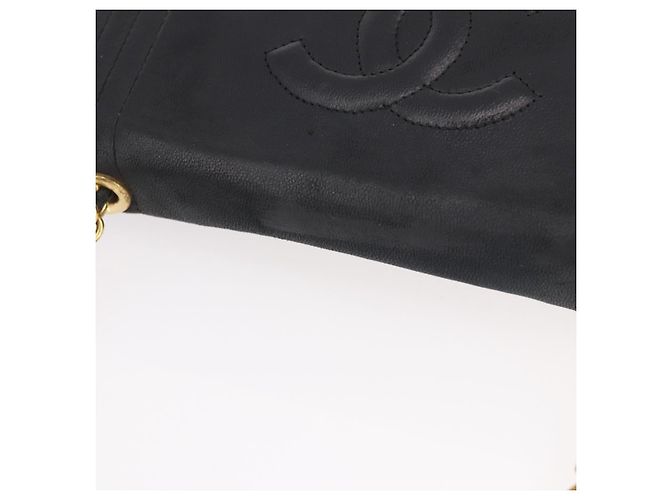 Borsa a tracolla CHANEL con catena in pelle di agnello nera e oro CC Auth 189894 Nero D'oro - vista 6