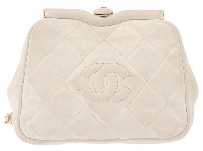 CHANEL Bolso Cinturón con Cadena de Piel de Cordero Blanco Oro CC Auth 189310A Dorado - vista 13