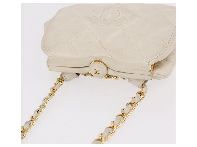 CHANEL Bolso Cinturón con Cadena de Piel de Cordero Blanco Oro CC Auth 189310A Dorado - vista 6