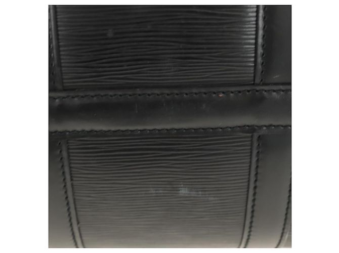 LOUIS VUITTON Epi Keepall 50 Boston Bag Noir M42962 LV Auth 188969V Nero - vista 8