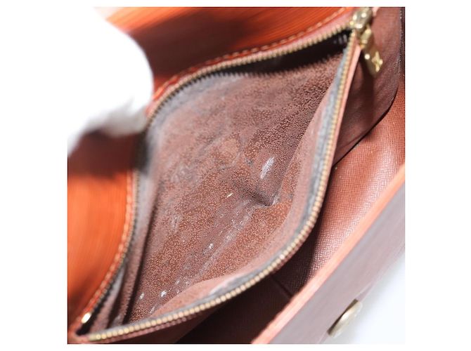 Borsa a Spalla LOUIS VUITTON Epi Saint Cloud GM Marrone M52193 LV Auth ep15008 - vista 11