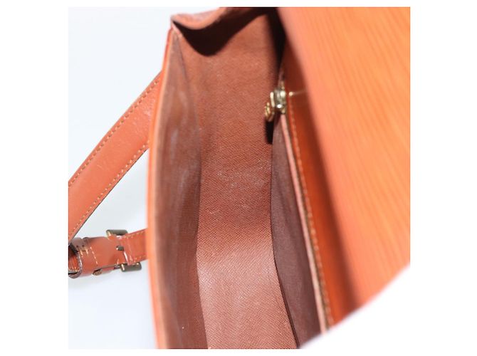 Borsa a Spalla LOUIS VUITTON Epi Saint Cloud GM Marrone M52193 LV Auth ep15008 - vista 25