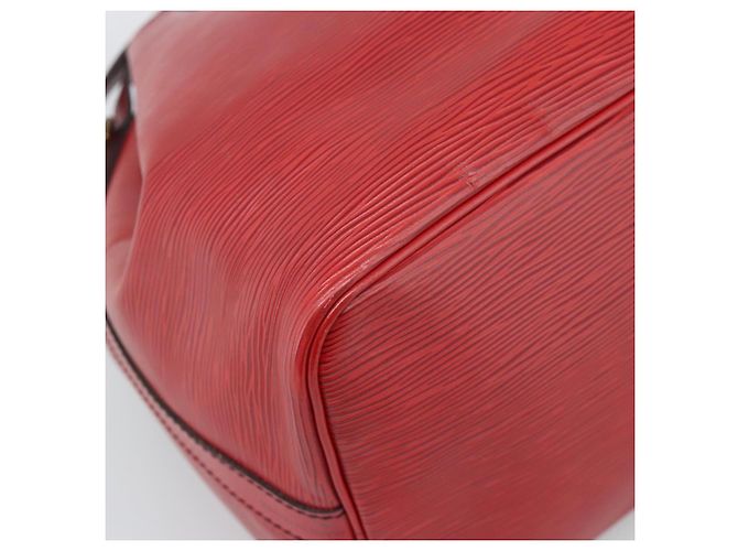 Borsa a Spalla LOUIS VUITTON Epi Petit Noe Rosso M44107 LV Auth ka5050A - vista 16