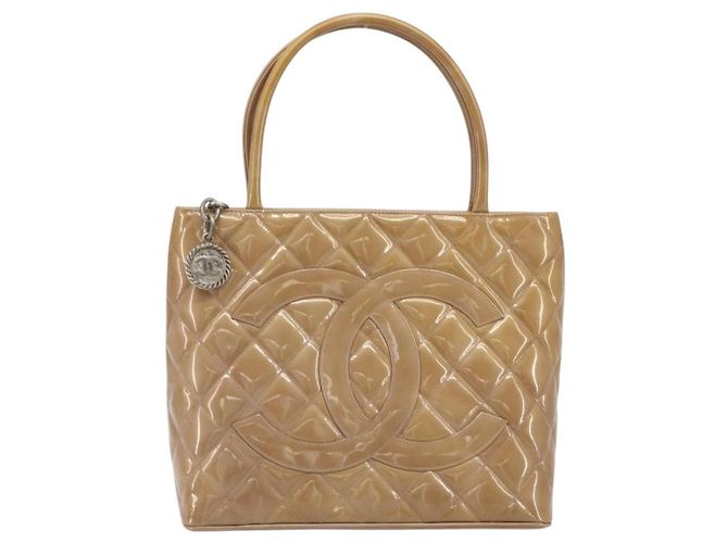 CHANEL Matelasse Reprint Tote Bag Lackleder Beige CC Auth 189771M - Ansicht 13