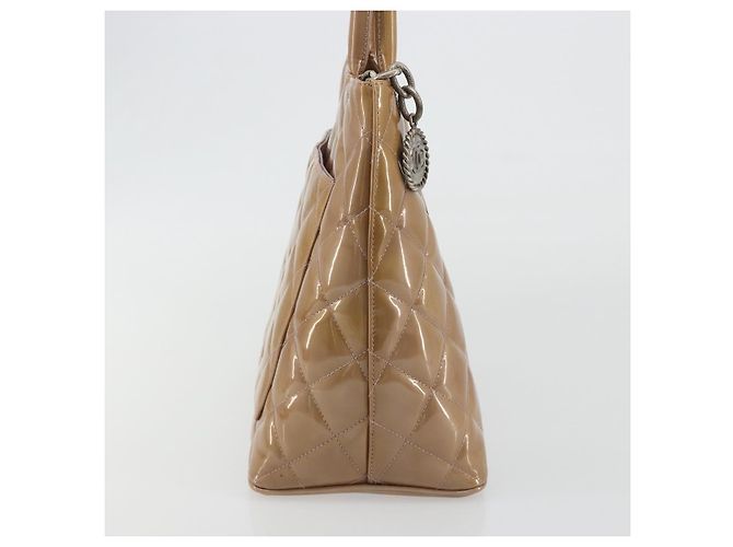 CHANEL Matelasse Reprint Tote Bag Lackleder Beige CC Auth 189771M - Ansicht 4