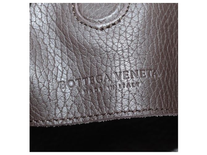 Borsa Tote BOTTEGA VENETA in pelle marrone Auth am12017V - vista 17