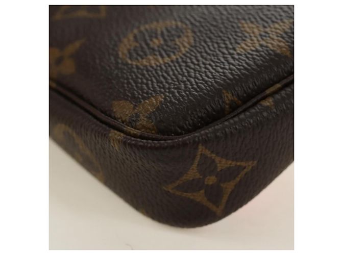 LOUIS VUITTON Monogram Vivienne Mini Pochette Accessoires M45905 Auth 189293SM Monogramma - vista 17
