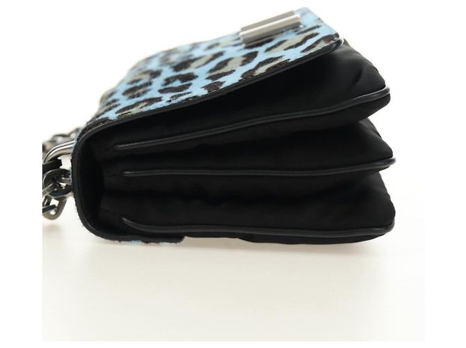 Borsa a Spalla con Catena PRADA in Pelle di Vitello Light Blue Silver Auth 189257V Argento Blu chiaro - vista 5