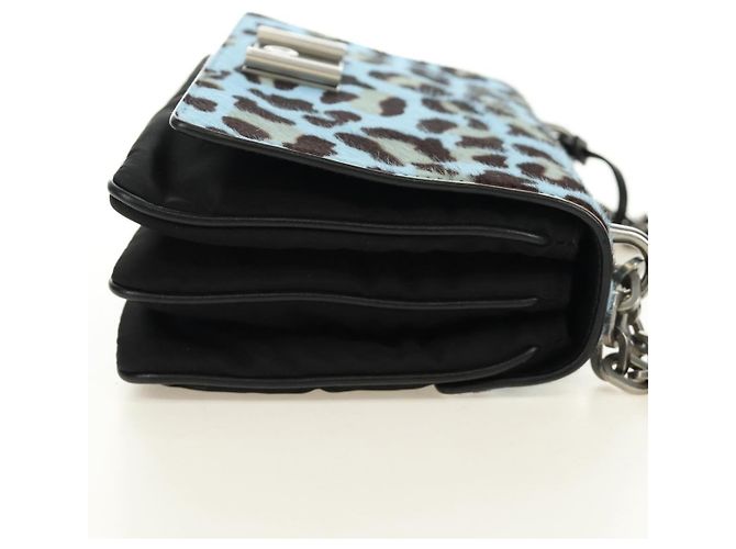 Borsa a Spalla con Catena PRADA in Pelle di Vitello Light Blue Silver Auth 189257V Argento Blu chiaro - vista 6