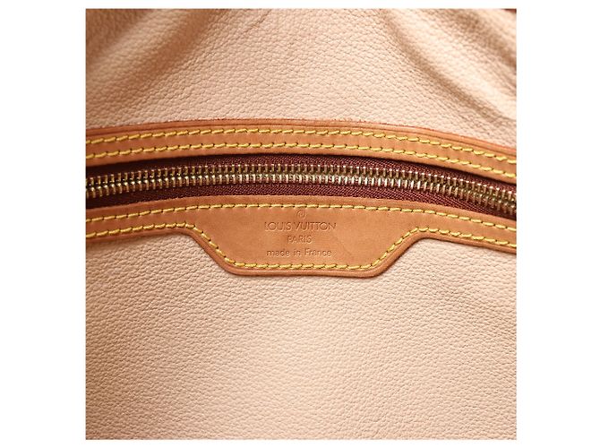 Bolsa de Ombro Louis Vuitton Bucket GM Monogram Canvas Marrom M42236 Bege - vista 12