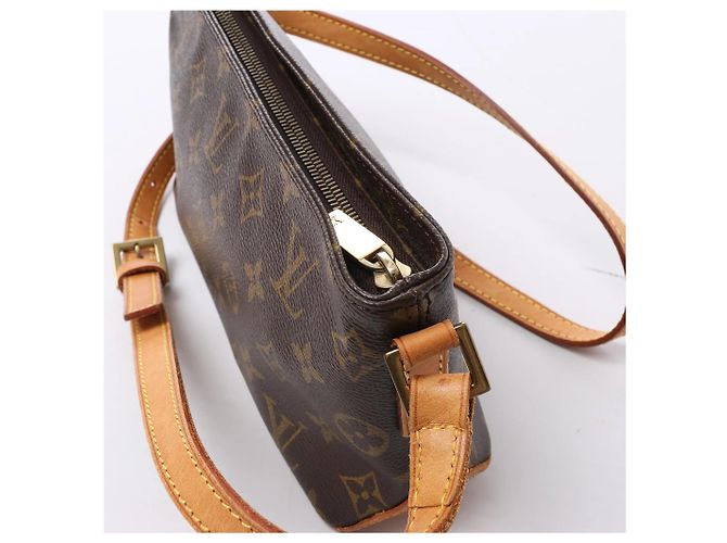 Borsa a tracolla Louis Vuitton Trotteur in tela Monogram marrone M51240 - vista 5