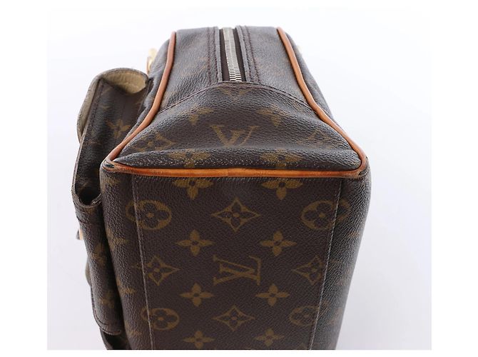 Borsa Louis Vuitton Manhattan PM Monogram Canvas Marrone M40026 Beige - vista 9