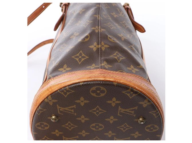 Borsa a tracolla Louis Vuitton Bucket GM Monogram Canvas Marrone M42236 Beige - vista 8