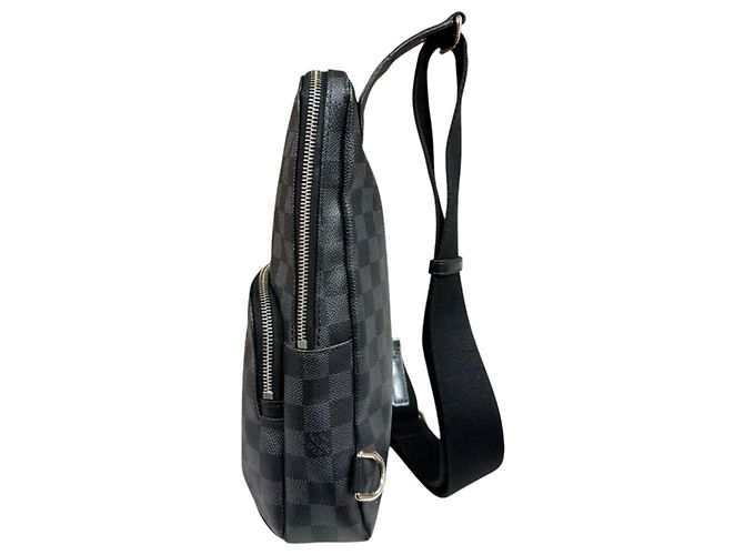 Borsa a tracolla Louis Vuitton Avenue Marrone Nero - vista 5