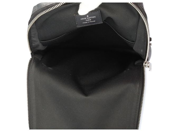 Borsa a tracolla Louis Vuitton Avenue Marrone Nero - vista 7