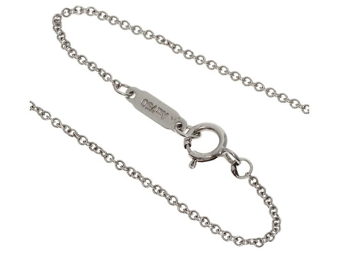 Collana Fleur de Lis con diamante Tiffany & Co. - vista 3