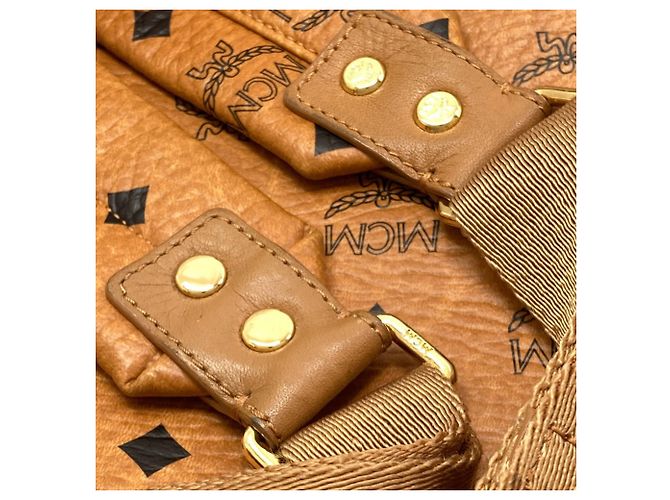 Zaino MCM in PVC marrone - vista 13