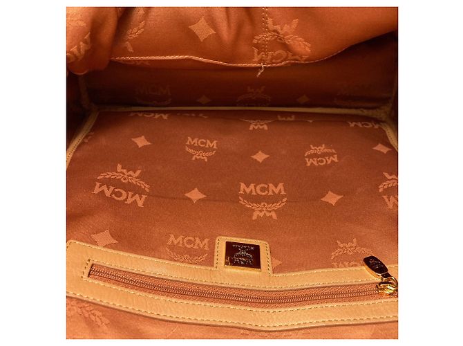 Zaino MCM in PVC marrone - vista 7