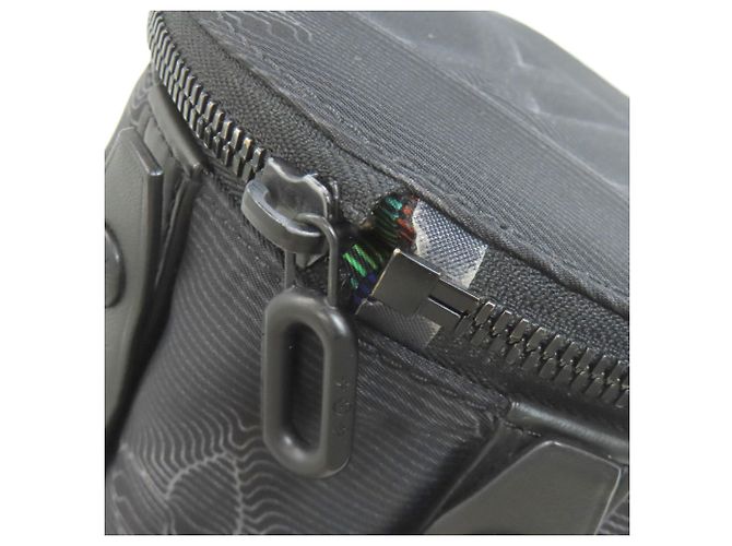 Borsa a tracolla espandibile Polochon Louis Vuitton Nero - vista 11
