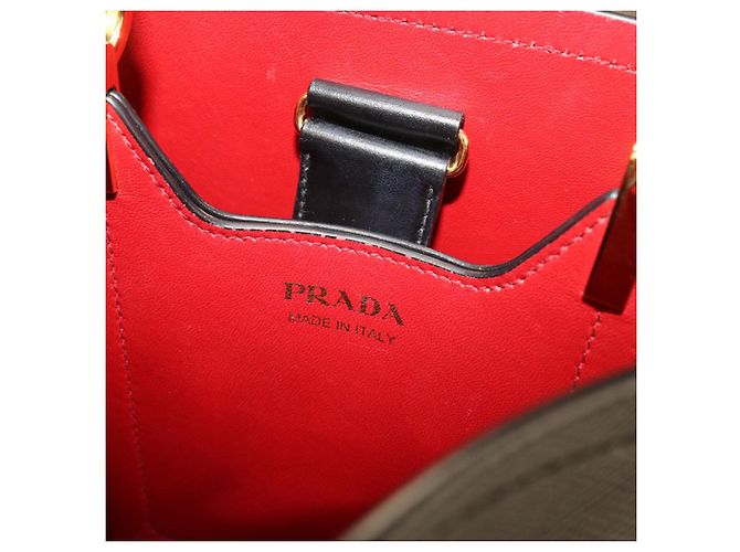 Saffiano Borsa in pelle di vitello nera Prada Nero - vista 5