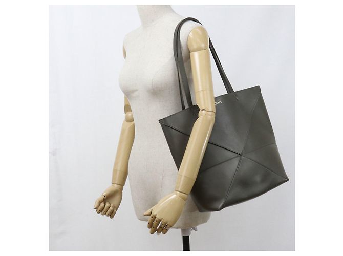 Borsa Tote Puzzlefold Loewe da donna Marrone - vista 10