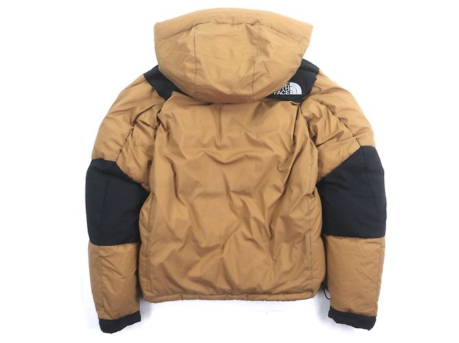 THE NORTH FACE Baltro Light Jacket Chaqueta de Plumas Beige - vista 3