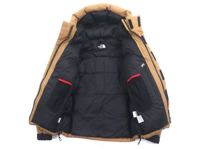 THE NORTH FACE Baltro Light Jacket Chaqueta de Plumas Beige - vista 4