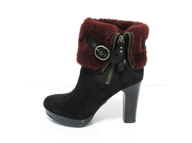 Autre Marque UGG SCARLETT Lammfell-Short-Boots Schwarz - Ansicht 4