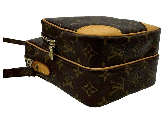 Borsa a tracolla Louis Vuitton Amazon Monogram Marrone - vista 8