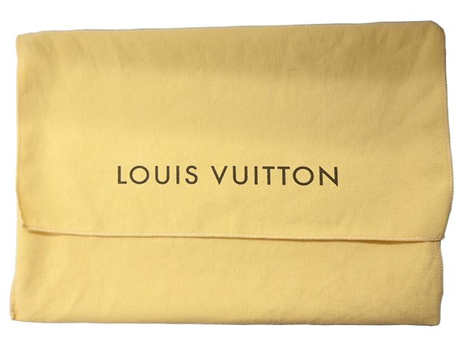 Louis Vuitton Nano Alma Women's Shoulder Bag Fuschia - view 10