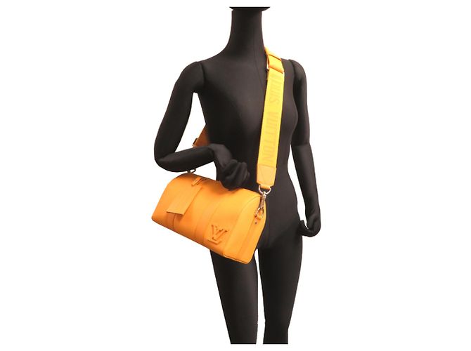 Borsa a tracolla Louis Vuitton City Keepall da uomo Giallo - vista 7