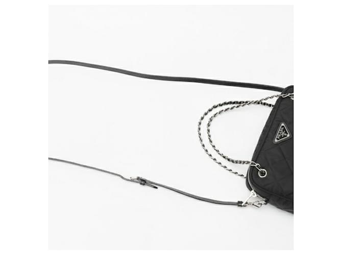 Prada gesteppte Nylon-Schultertasche Schwarz - Ansicht 2