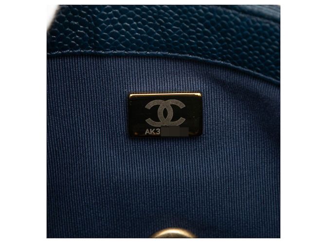 Borsa a tracolla Chanel Matelassé Coco Mark Crossbody Chain Blu navy - vista 6