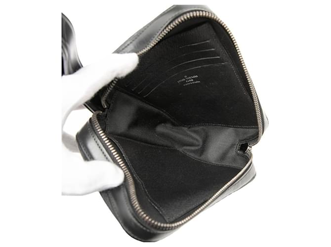 Clutch Box Louis Vuitton Monogram Eclipse Nero - vista 4