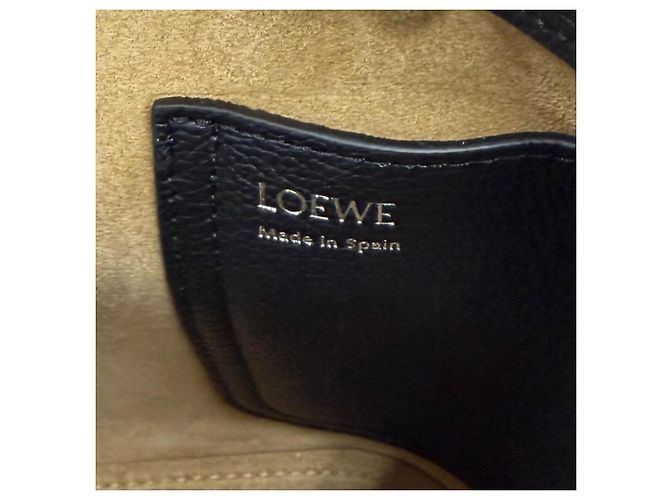 Loewe Pebble Bucket Bag Mini Schwarz - Ansicht 11
