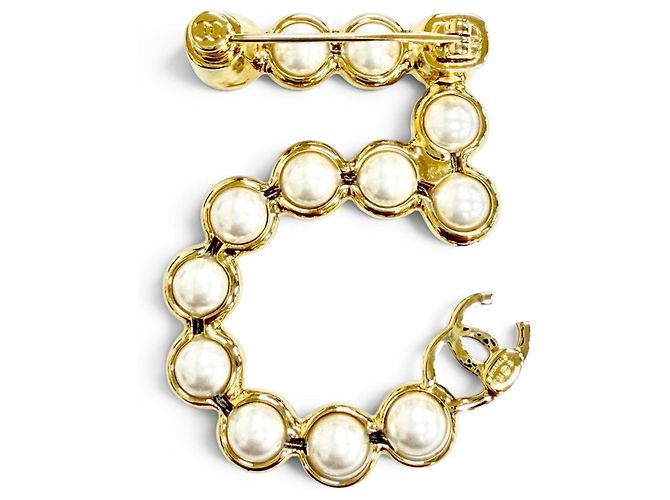 Spilla Chanel 24S Coco Mark No. 5 Pearl D'oro - vista 3