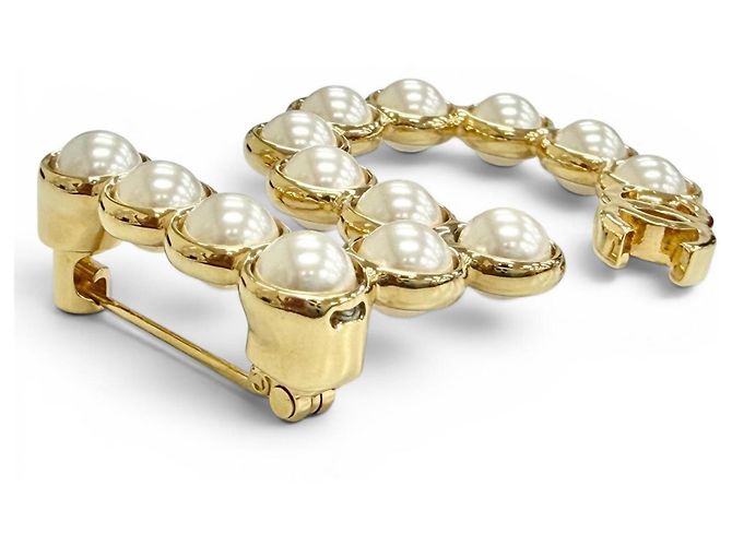 Spilla Chanel 24S Coco Mark No. 5 Pearl D'oro - vista 4
