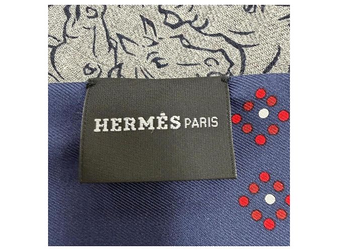 Stola reversibile in cashmere e seta Tissé Hermès Marrone Blu navy - vista 6
