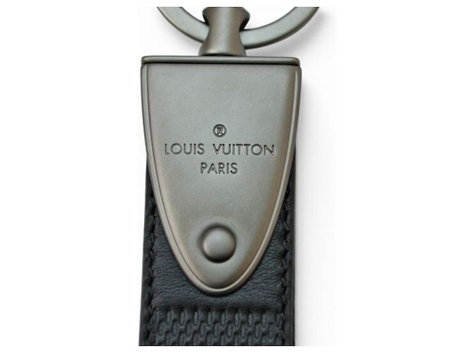 Chaveiro Louis Vuitton Damier Infini Preto - vista 6