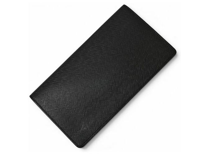 Louis Vuitton Taiga Bi-fold Wallet in Ardoise Grey - view 3