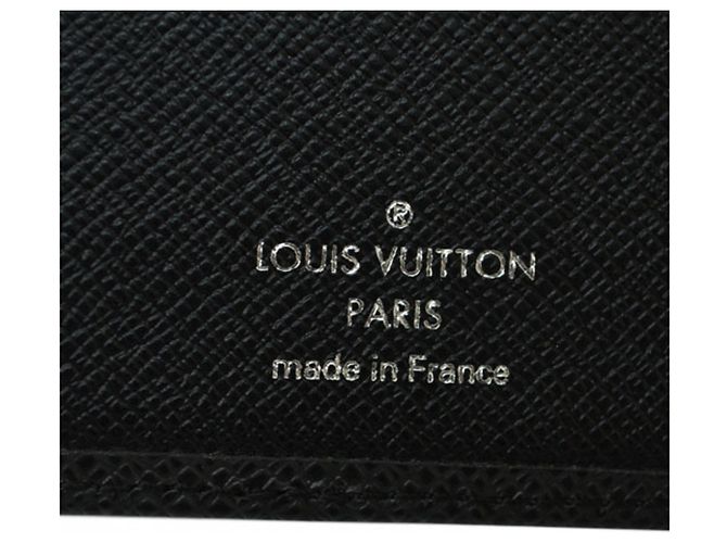 Louis Vuitton Taiga Bi-fold Wallet in Ardoise Grey - view 8