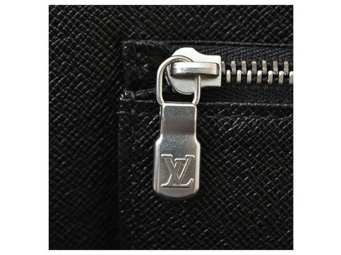 Louis Vuitton Taiga Long Wallet in Ardoise Grey - view 11
