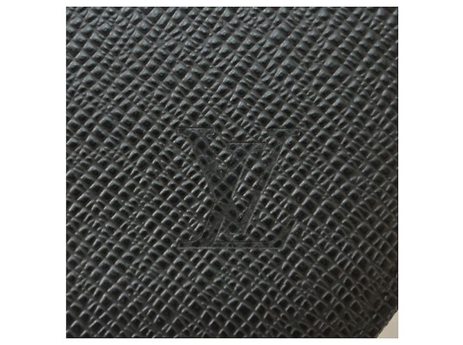 Louis Vuitton Taiga Long Wallet in Ardoise Grey - view 4
