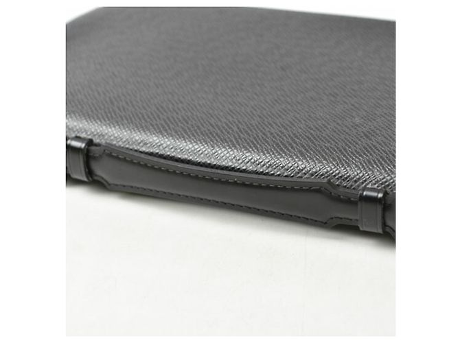 Louis Vuitton Taiga Long Wallet in Ardoise Grey - view 8