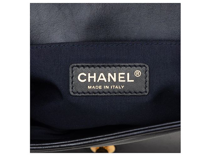 Chanel Blue Small Lambskin Embossed Cube Boy Flap Blu navy - vista 5