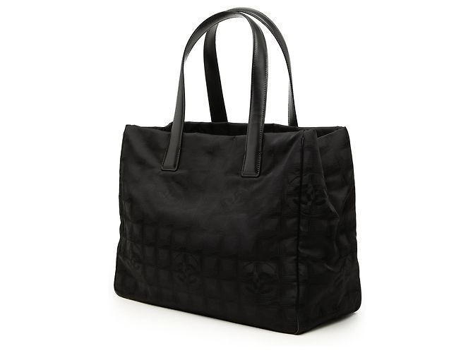 Tote in nylon Chanel Black New Travel Line Nero - vista 2