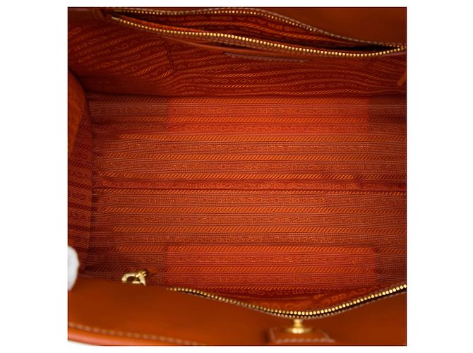 Borsa Prada in tela Canapa beige con bordi in Saffiano - vista 4